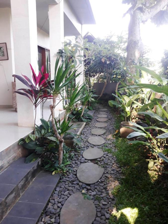 Manggis Sari Guesthouse Ubud  Exterior photo