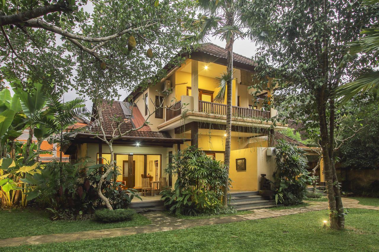 Manggis Sari Guesthouse Ubud  Exterior photo